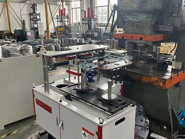 冲压机械手的定位误差有哪几个影响因素？